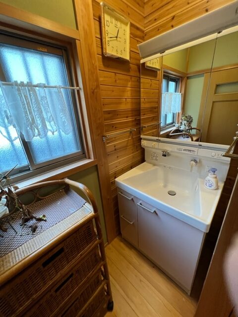 人気の平間町の中古戸建☆2012年築☆母屋と離れがあるので大家族や2世帯住宅・事務所兼自宅におすすめ☺約108坪の敷地が魅力です♪