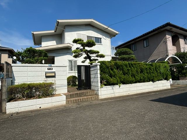 長崎市鶴の尾町★4LDK★中古戸建！自分好みにリフォームしませんか？現在空き家となっておりますのでいつでも内覧可能です♪お気軽にお問い合わせください(^^)/
