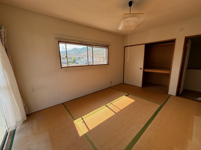 長崎市鶴の尾町★4LDK★中古戸建！自分好みにリフォームしませんか？現在空き家となっておりますのでいつでも内覧可能です♪お気軽にお問い合わせください(^^)/